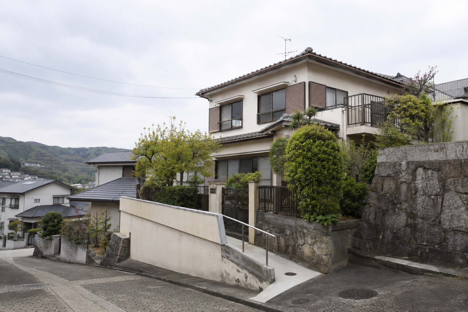 西宮市北部の空き家をどうする？生瀬・名塩・山口町の管理・売却ガイド